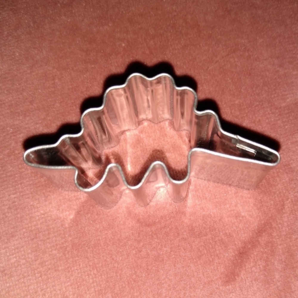 FREE TODAY Mini Dinosaur Animal Cookie Cutter Dough Candy Fruit New